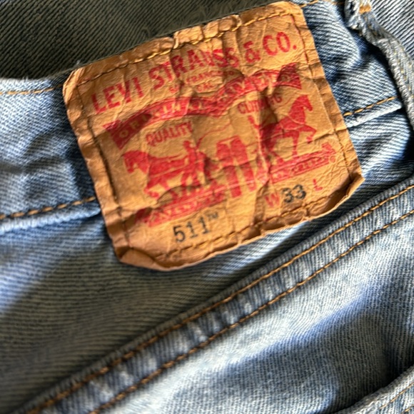Levi’s Cutoffs - Picture 5 of 5